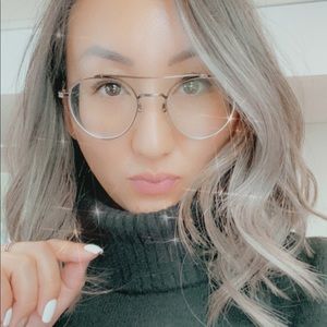 Meet your Posher, Karin